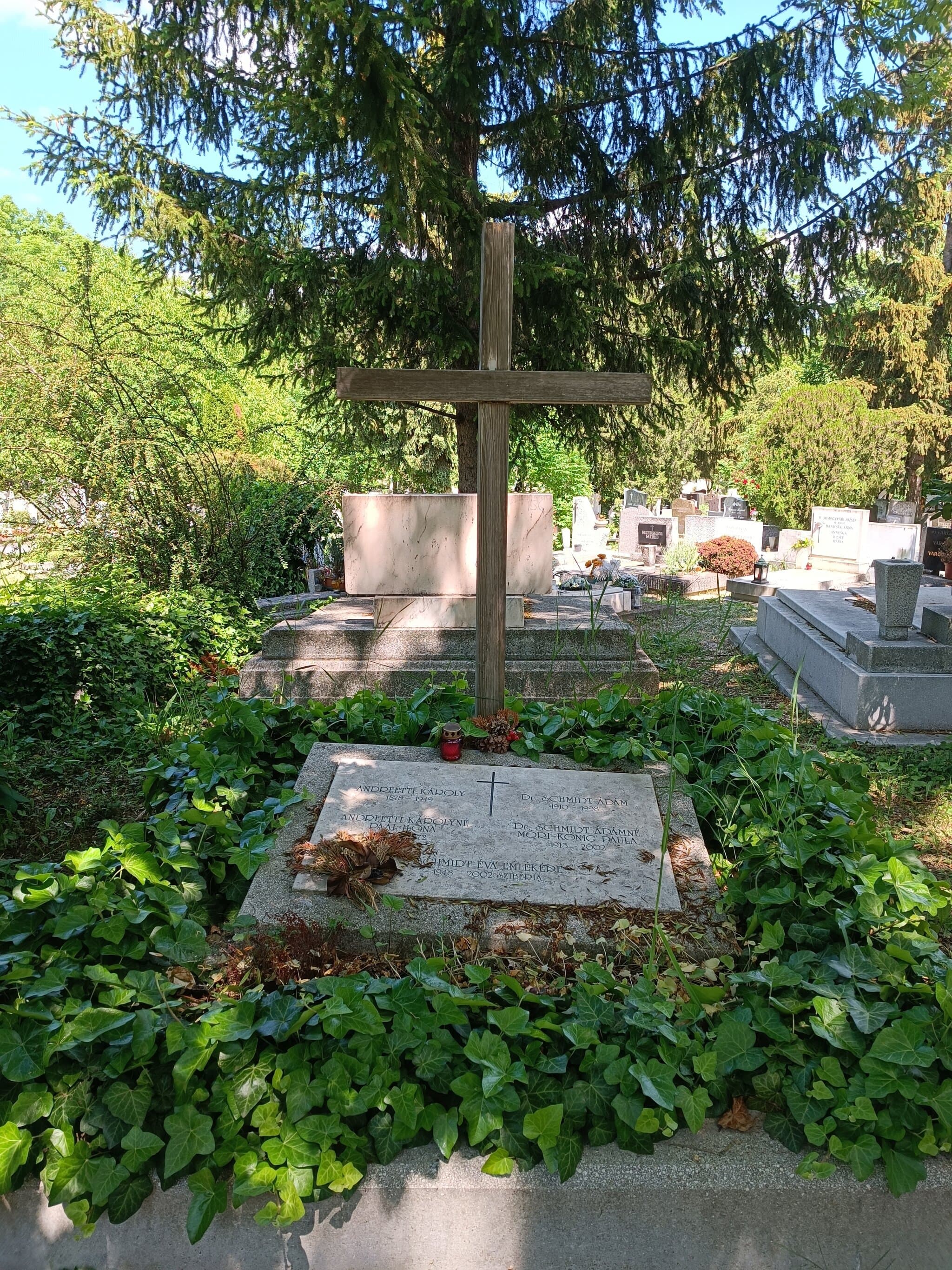 Andreetti Károly sírja