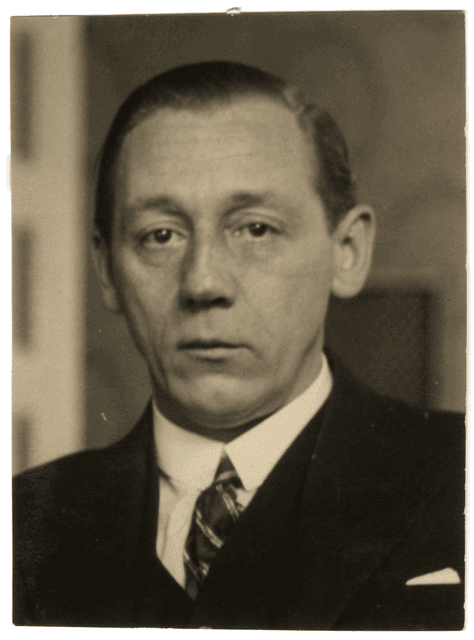 Ángyán Béla portréja