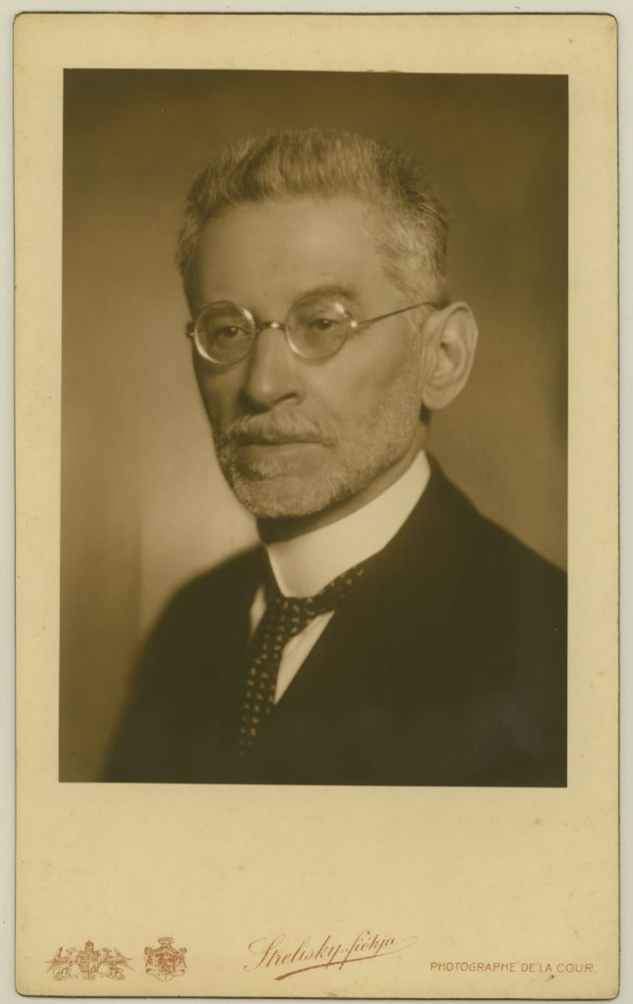 Czakó Adolf portréja
