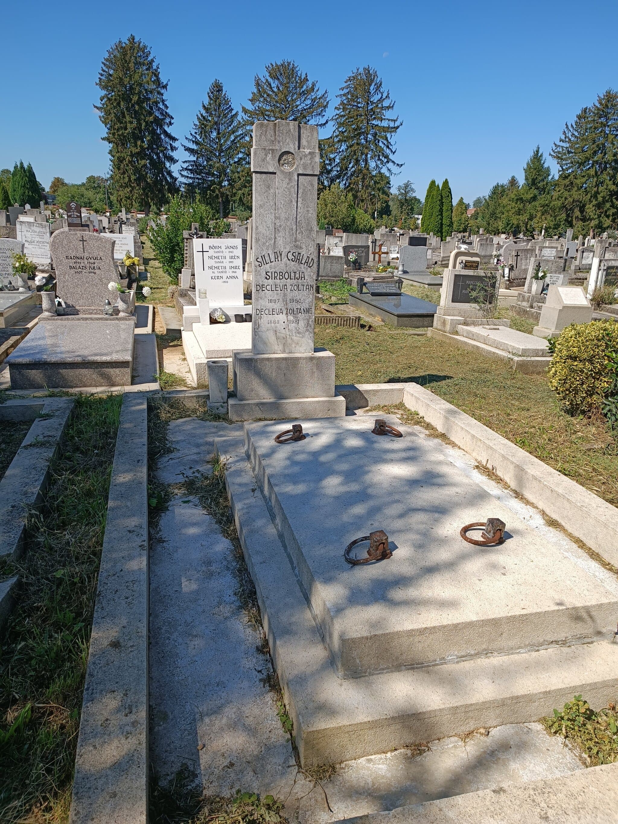 Decleva Zoltán sírja