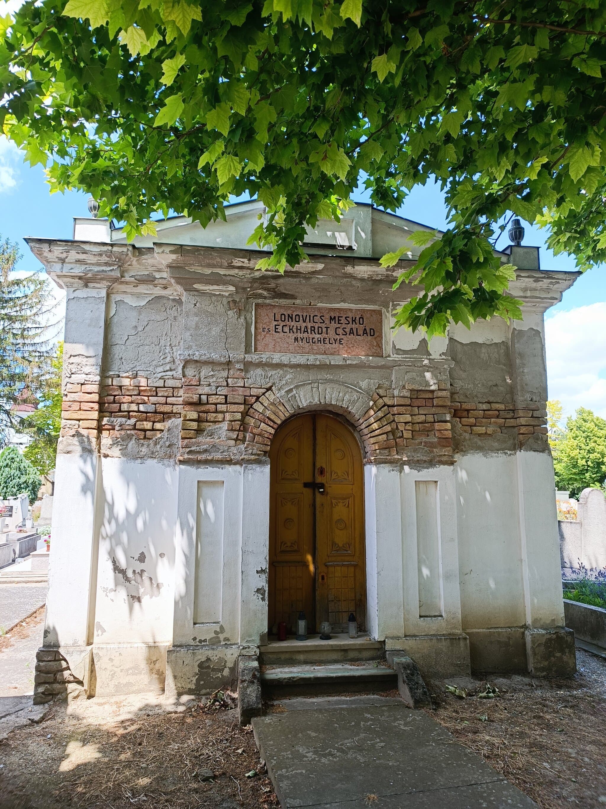 pozsonyi Eckhardt Vilmos sírja