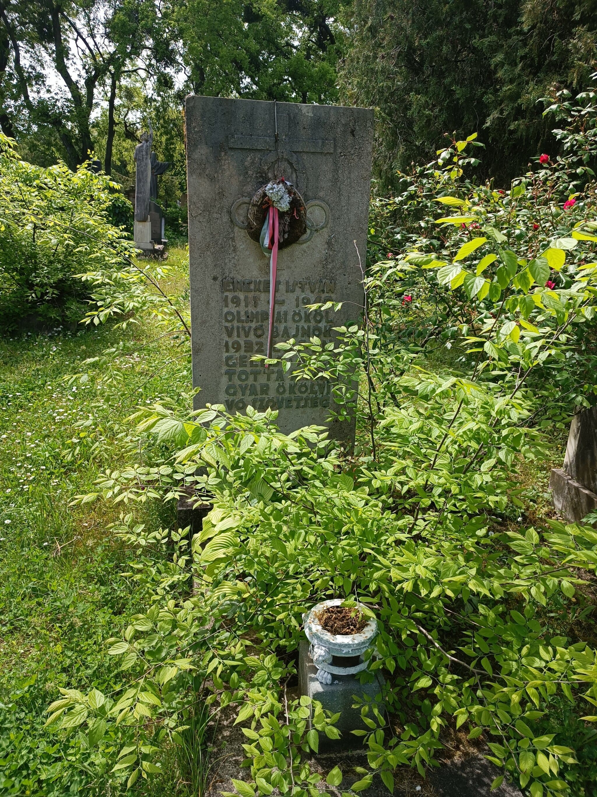 Énekes István sírja