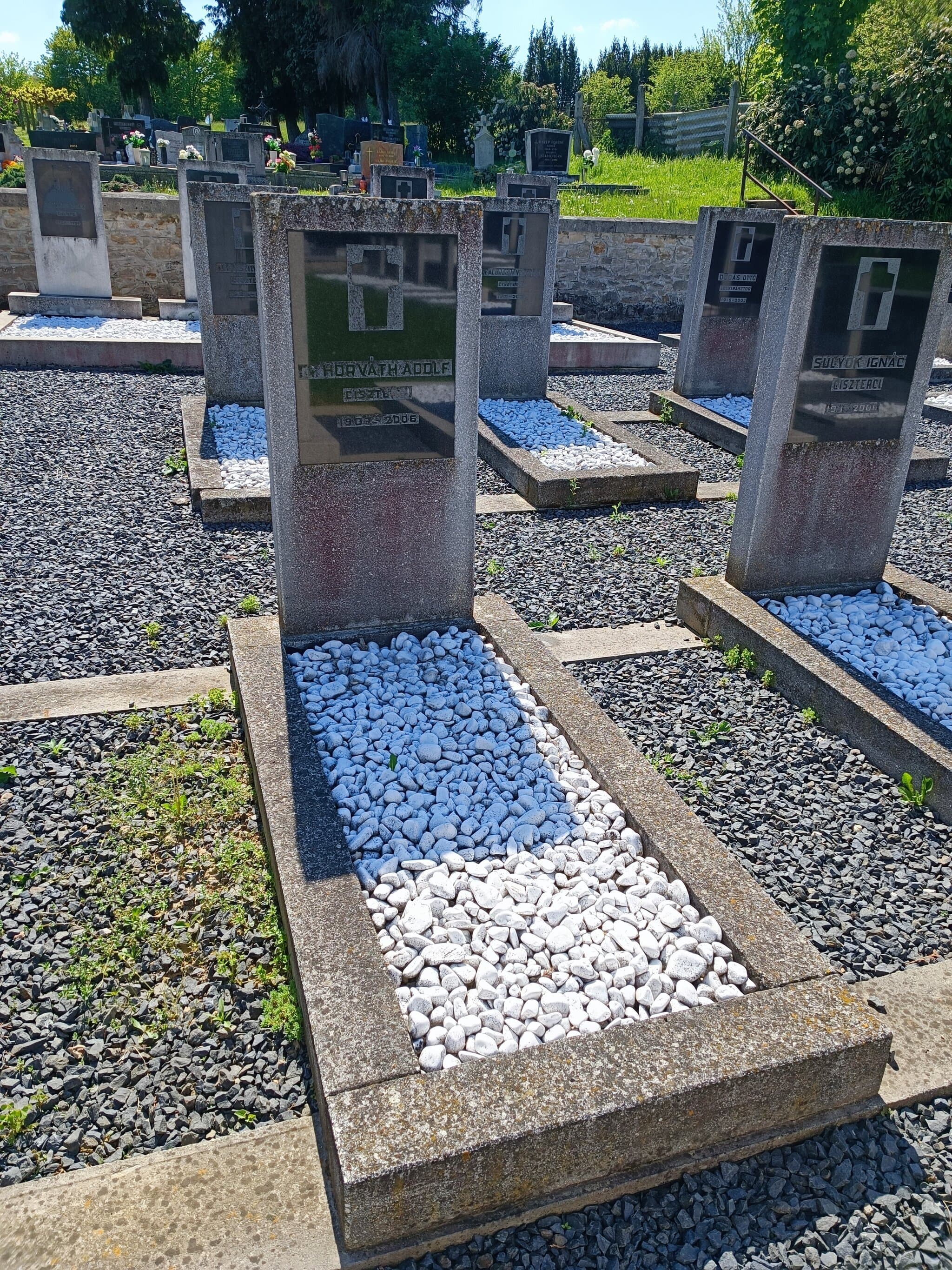 Horvát Adolf Olivér O.Cist sírja