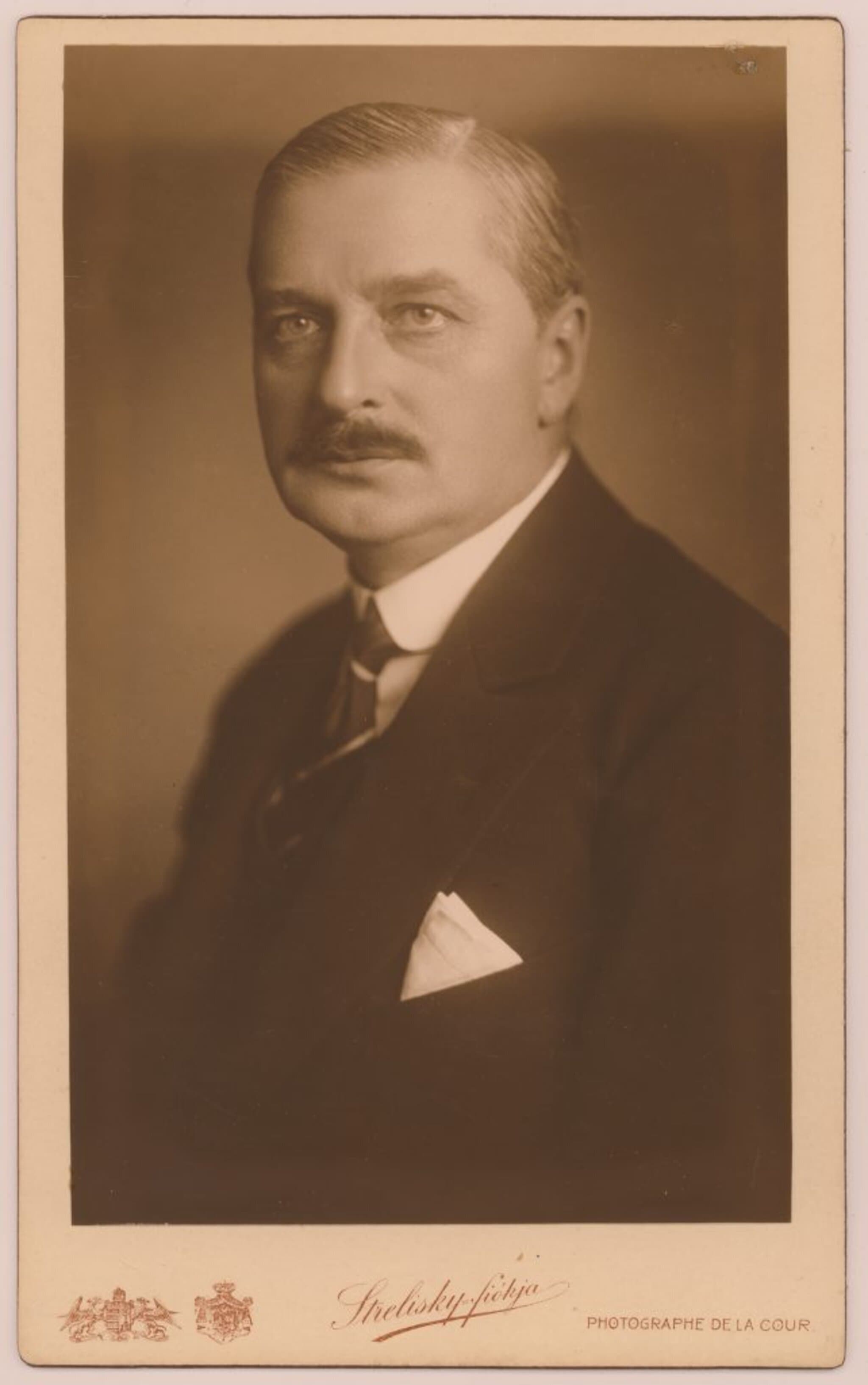 Huszka Jenő portréja