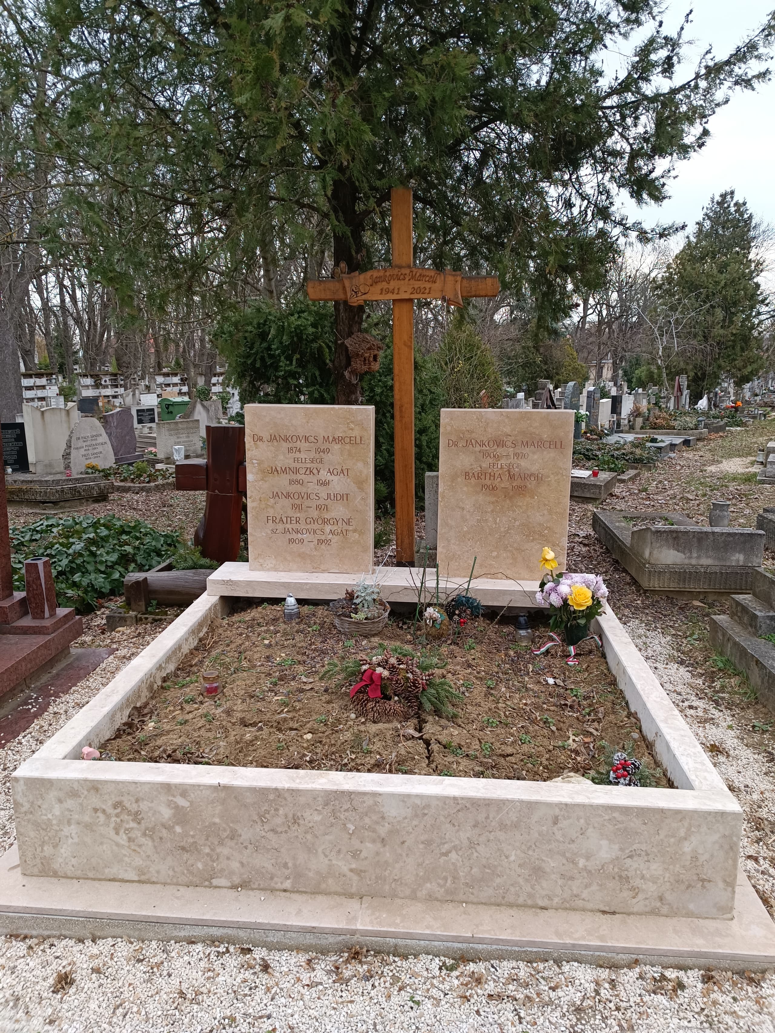 csalmai Jankovics Marcell sírja