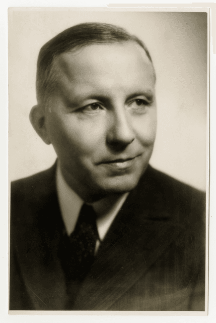 Jánossy Dénes portréja