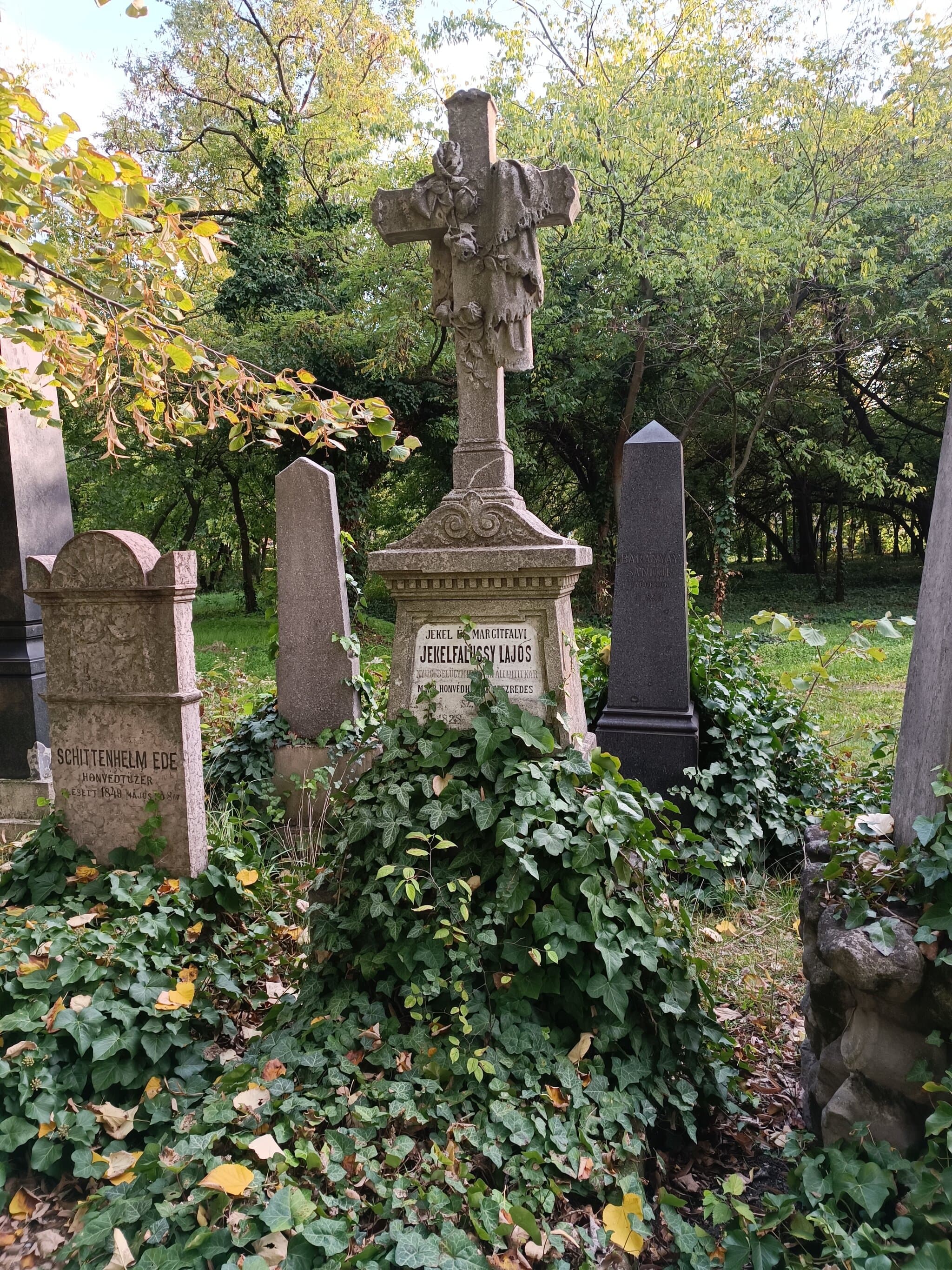 jekel- és margitfalvi Jekelfalussy Lajos 1828 sírja