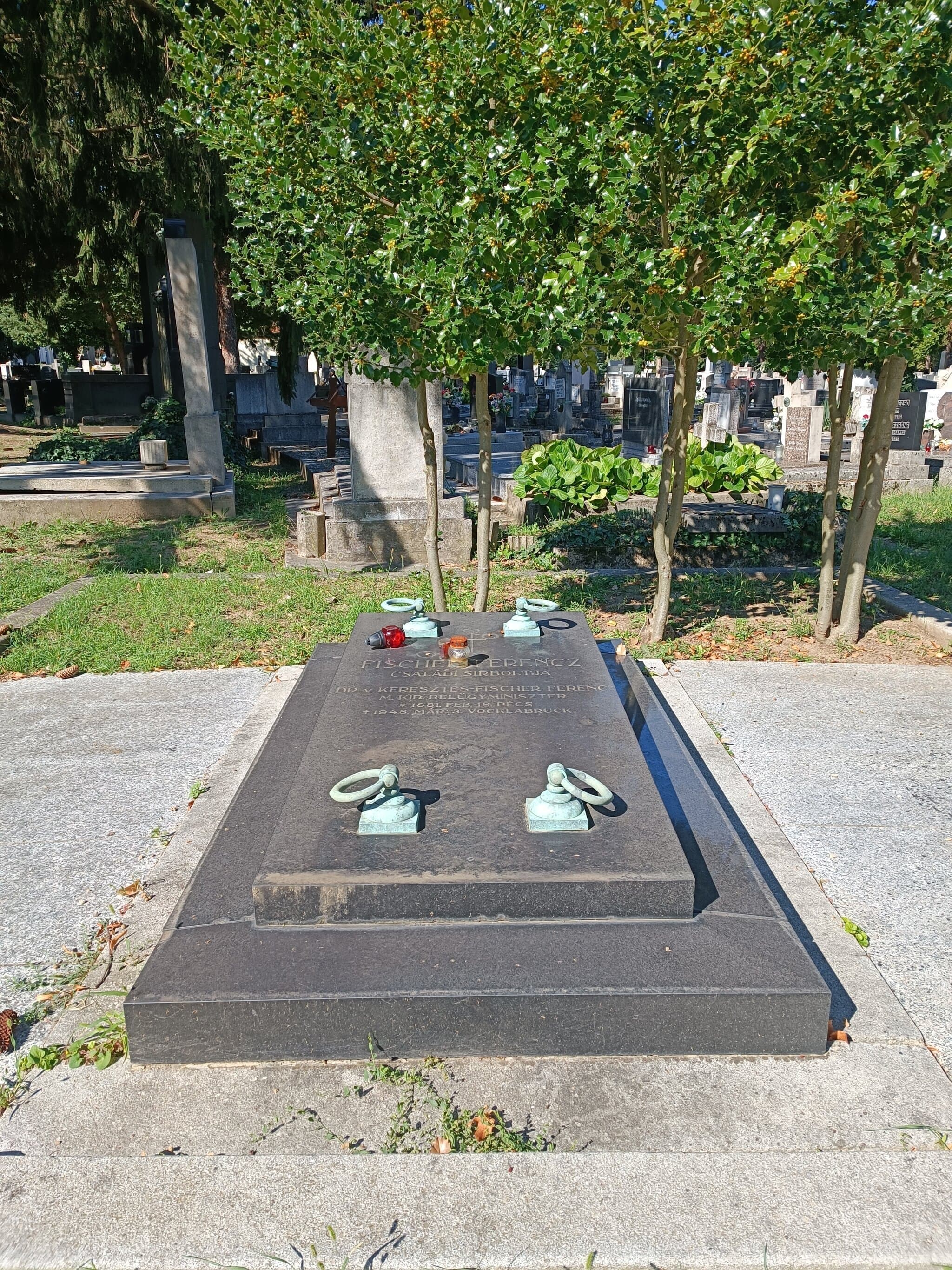 Keresztes-Fischer Ferenc sírja