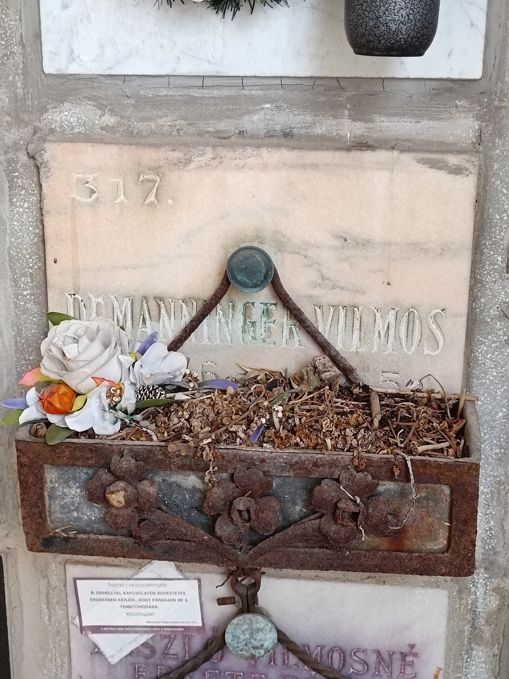 Manninger Vilmos sírja