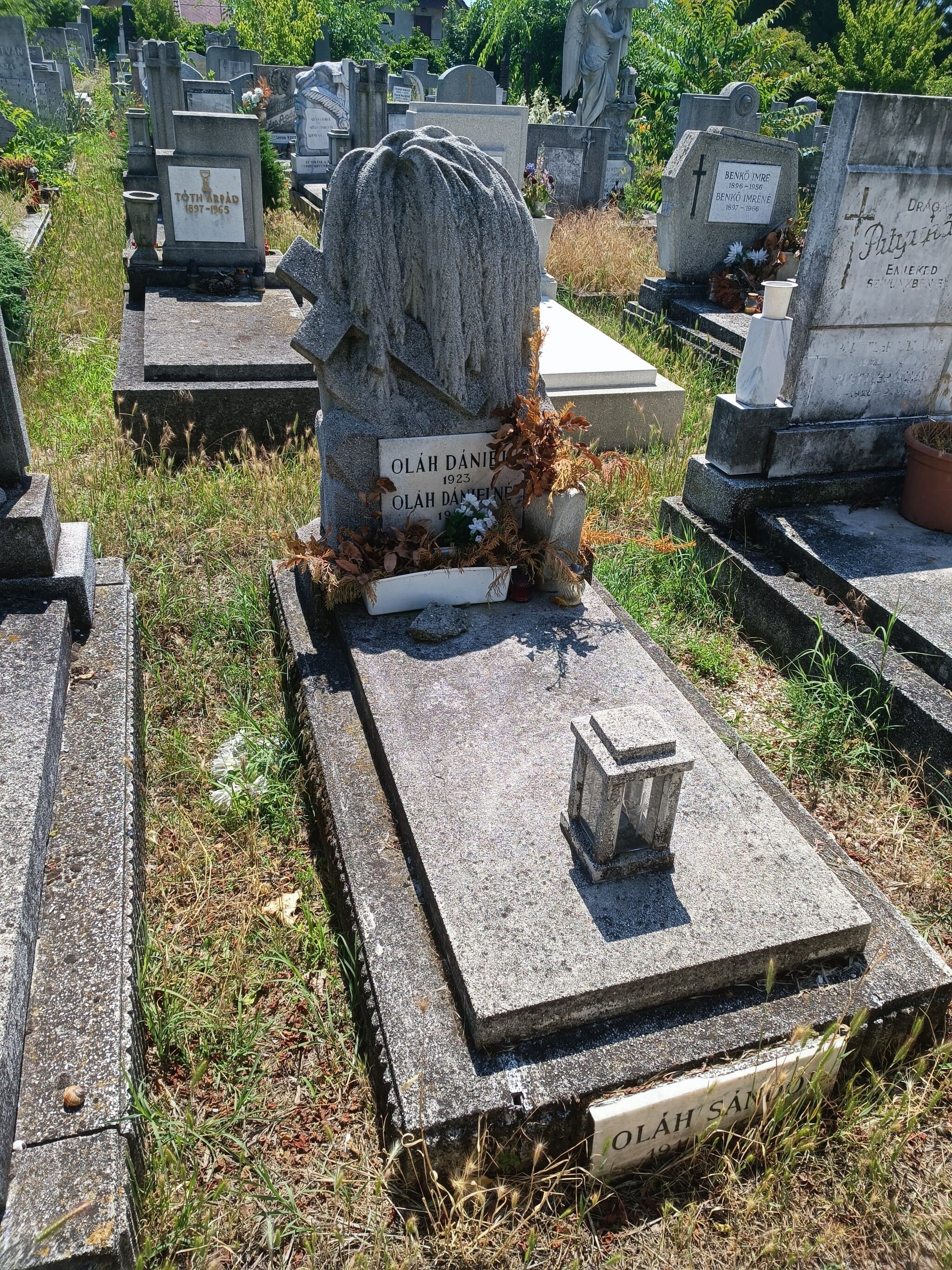 Oláh Dániel 1881 sírja