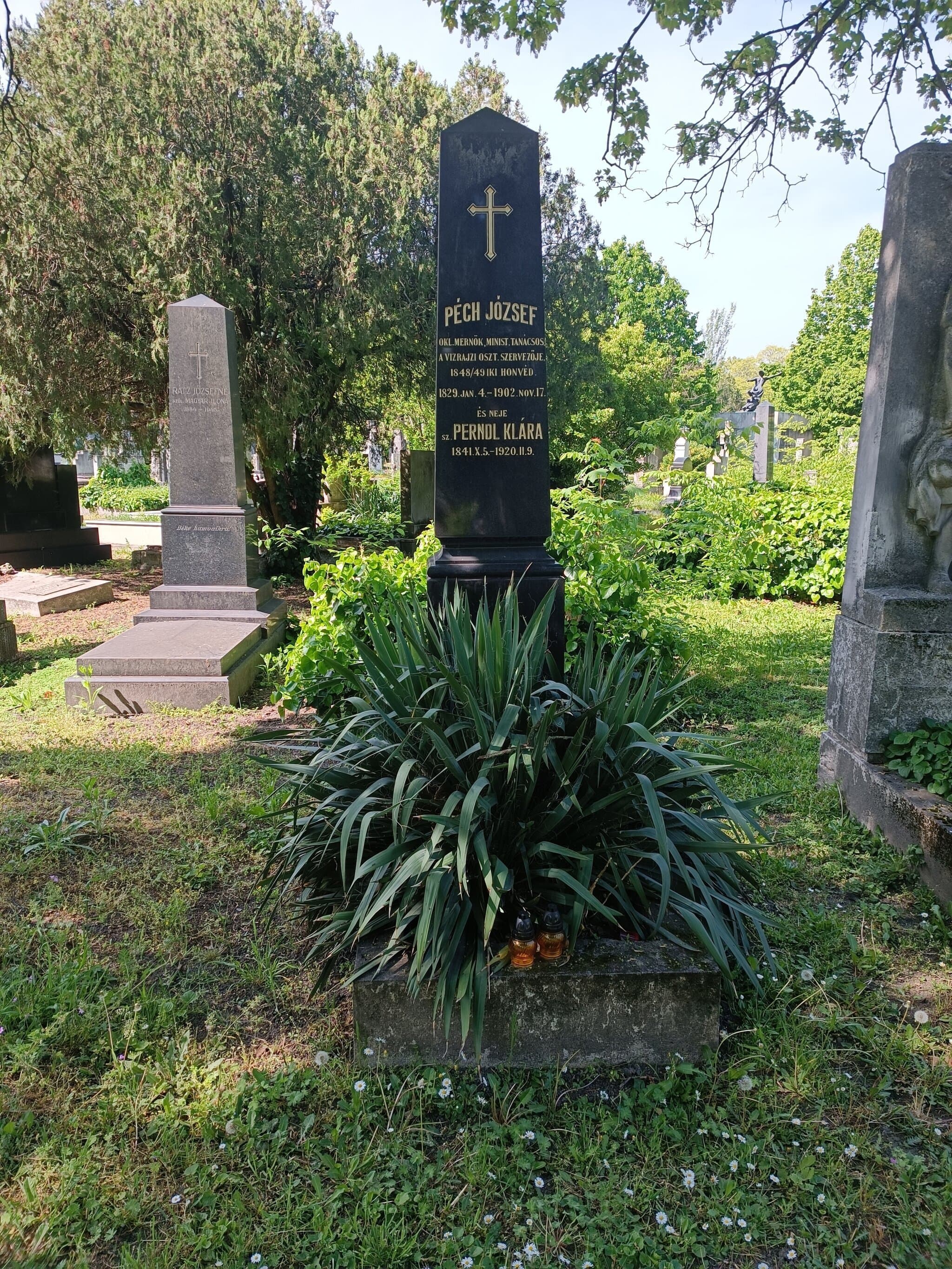 Péch József sírja