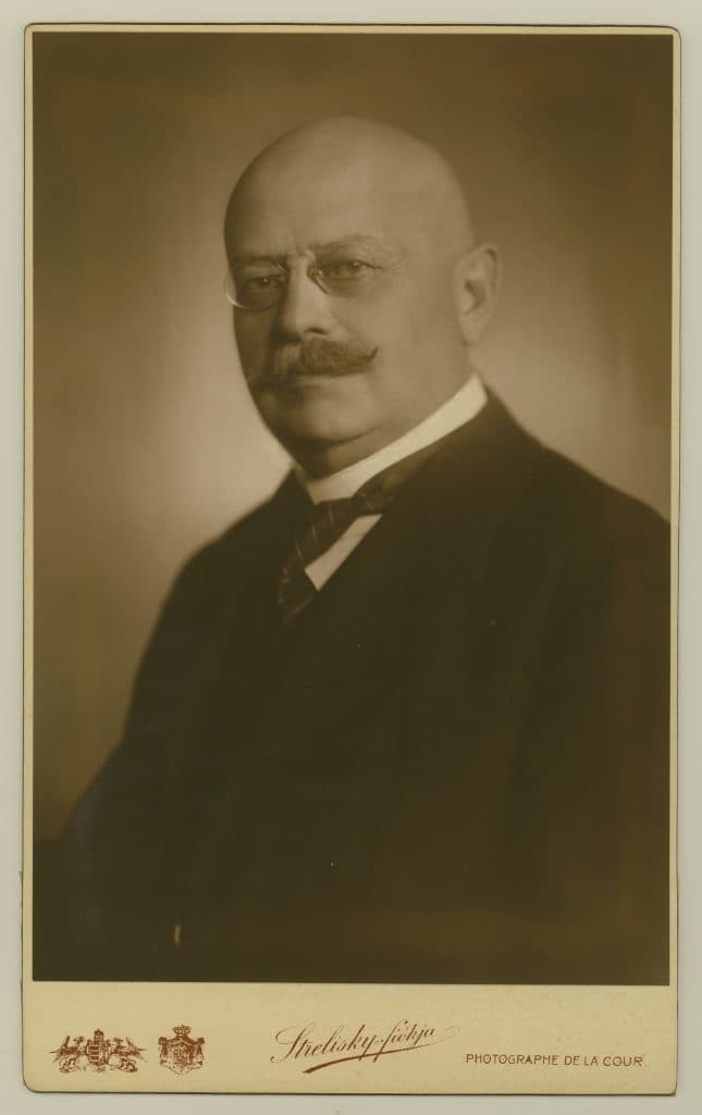 Szászy Béla portréja