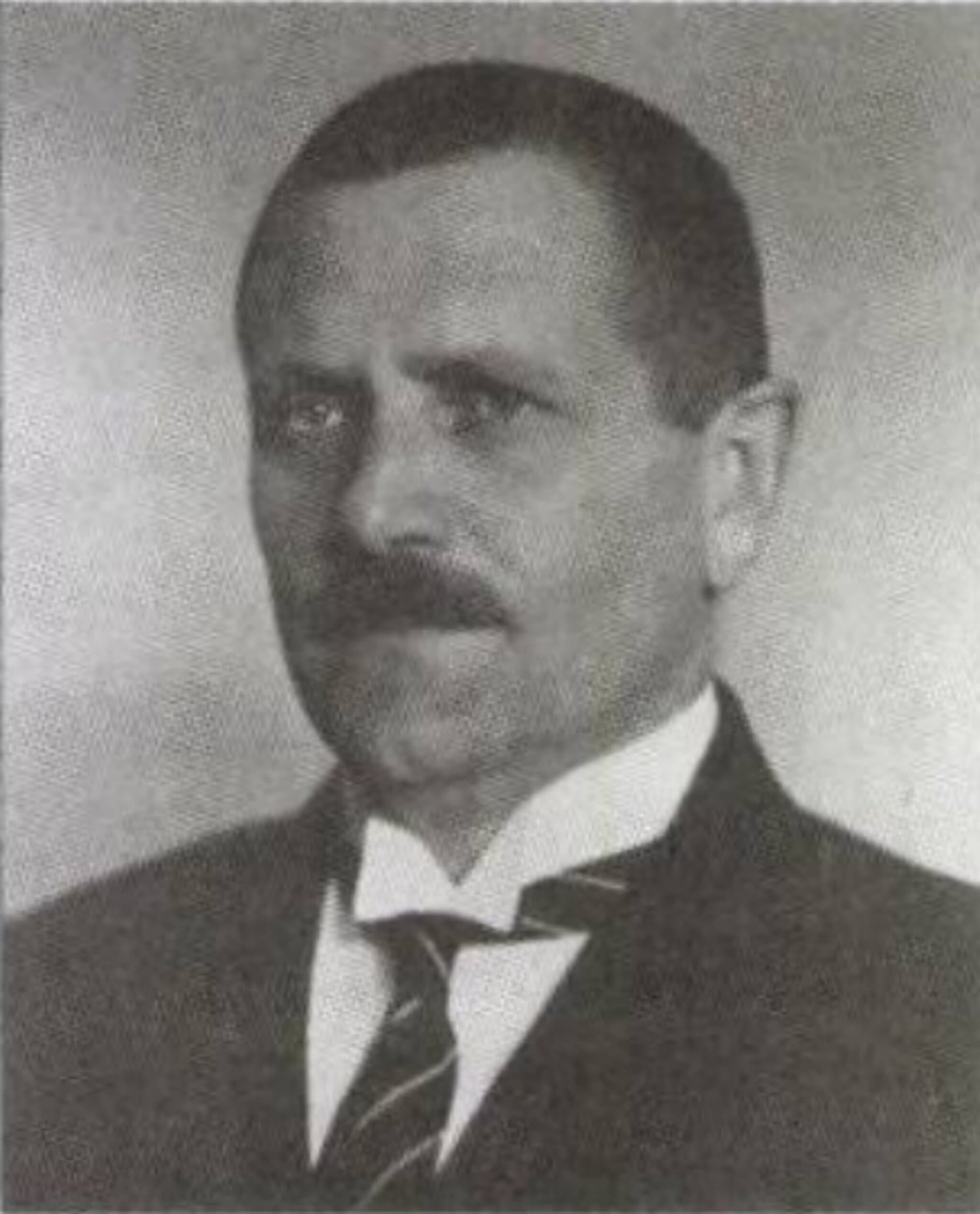 Uray Vilmos portréja