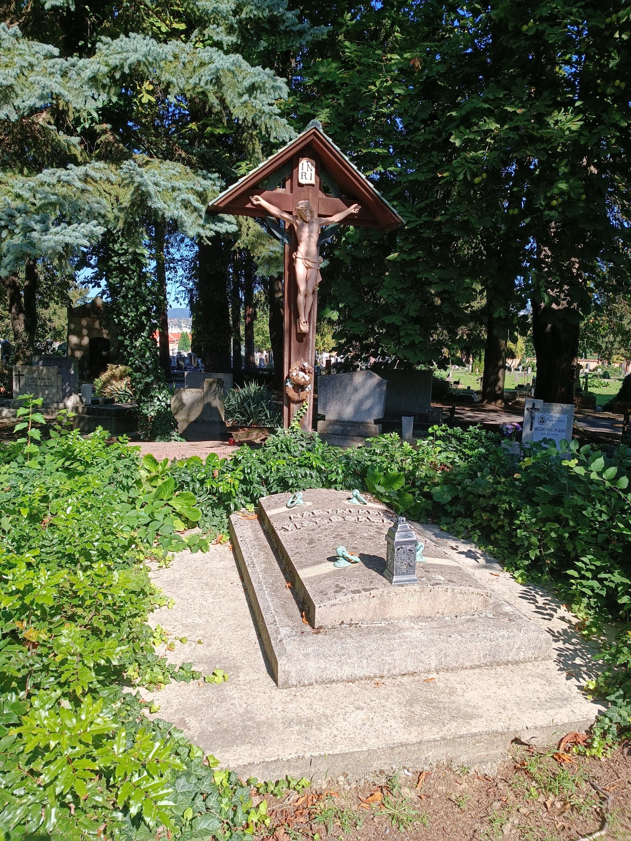 Fischer Béla sírja