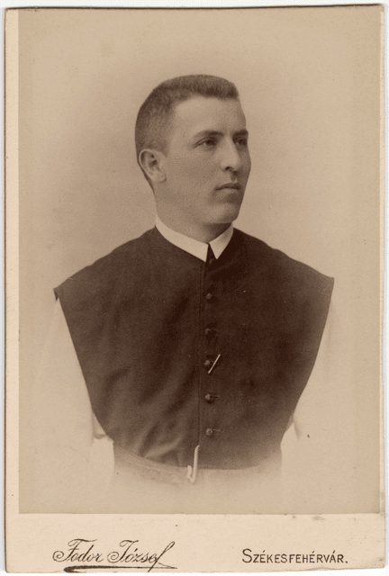 Mátrai Rudolf portréja