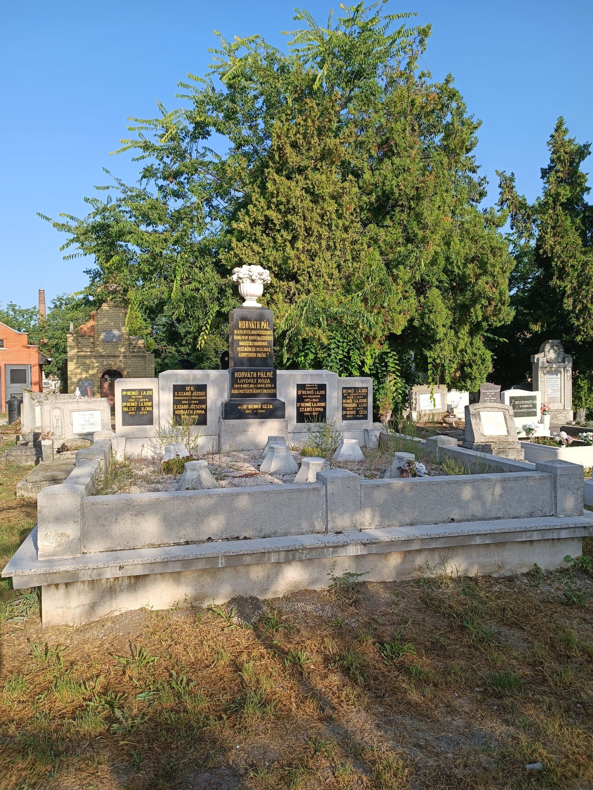 sepsibesenyői és árkosi Benkő Lajos id. sírja