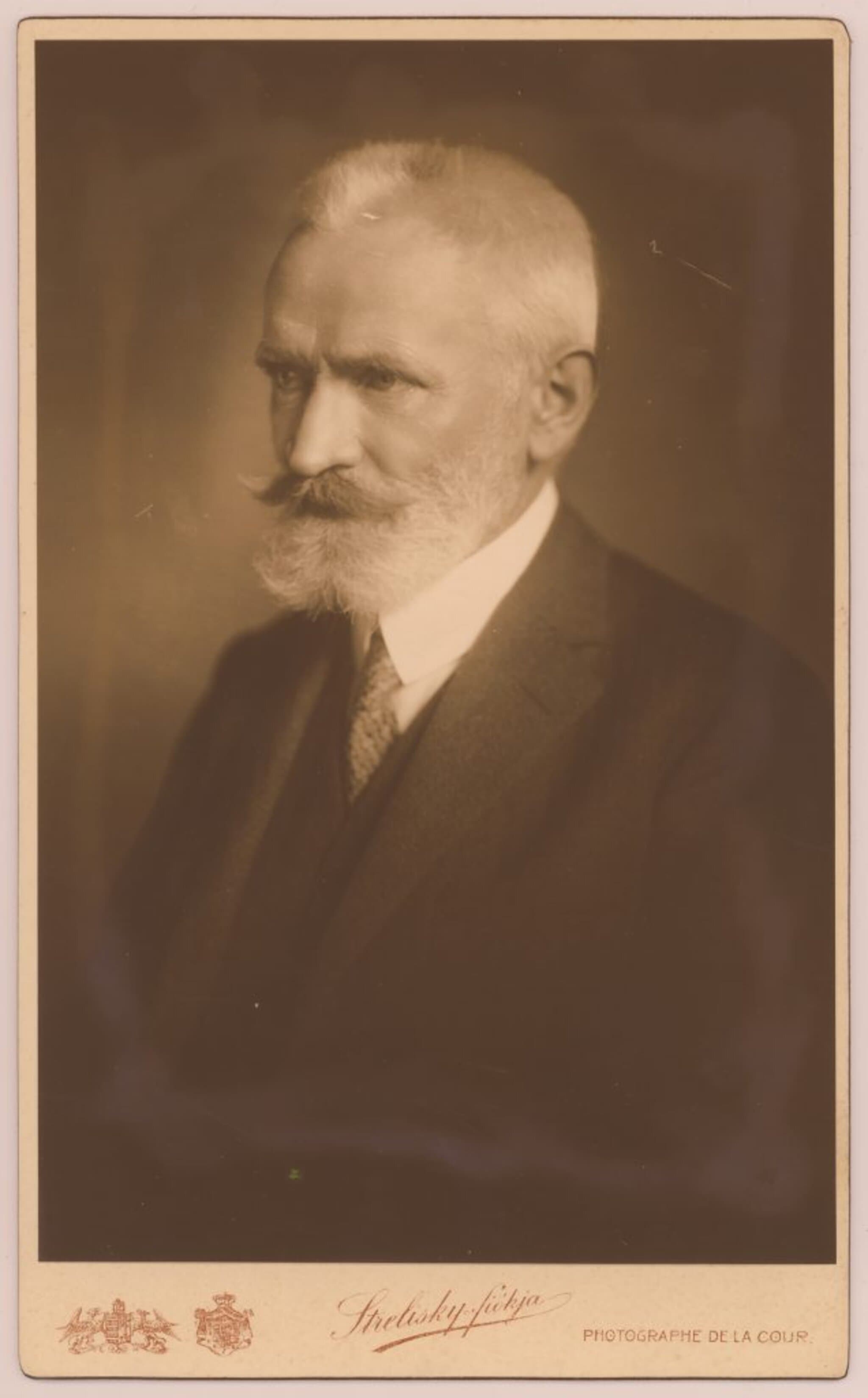 Cholnoky Jenő portréja