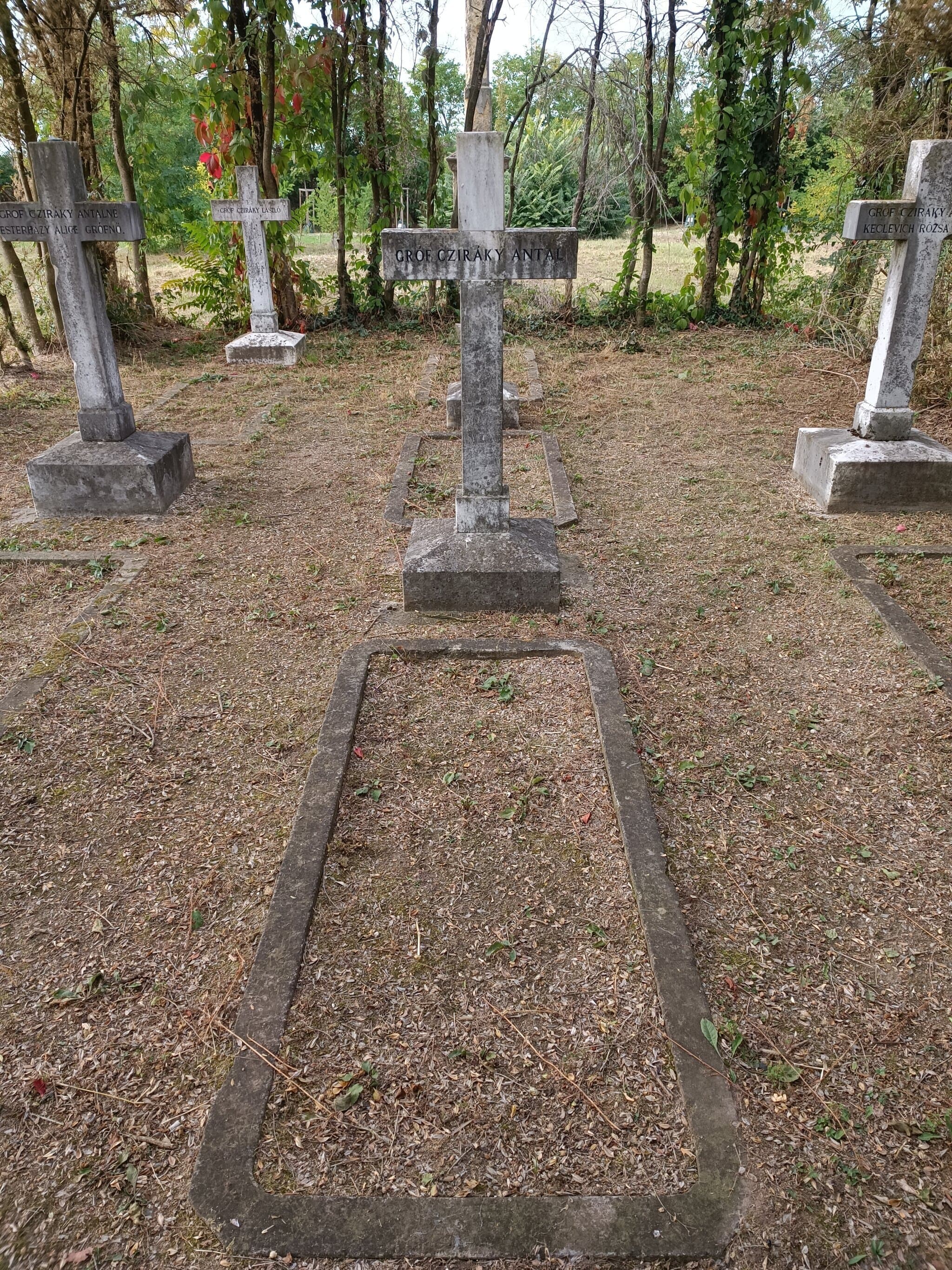 cziráki és dénesfalvi gróf Cziráky Antal 1850 sírja