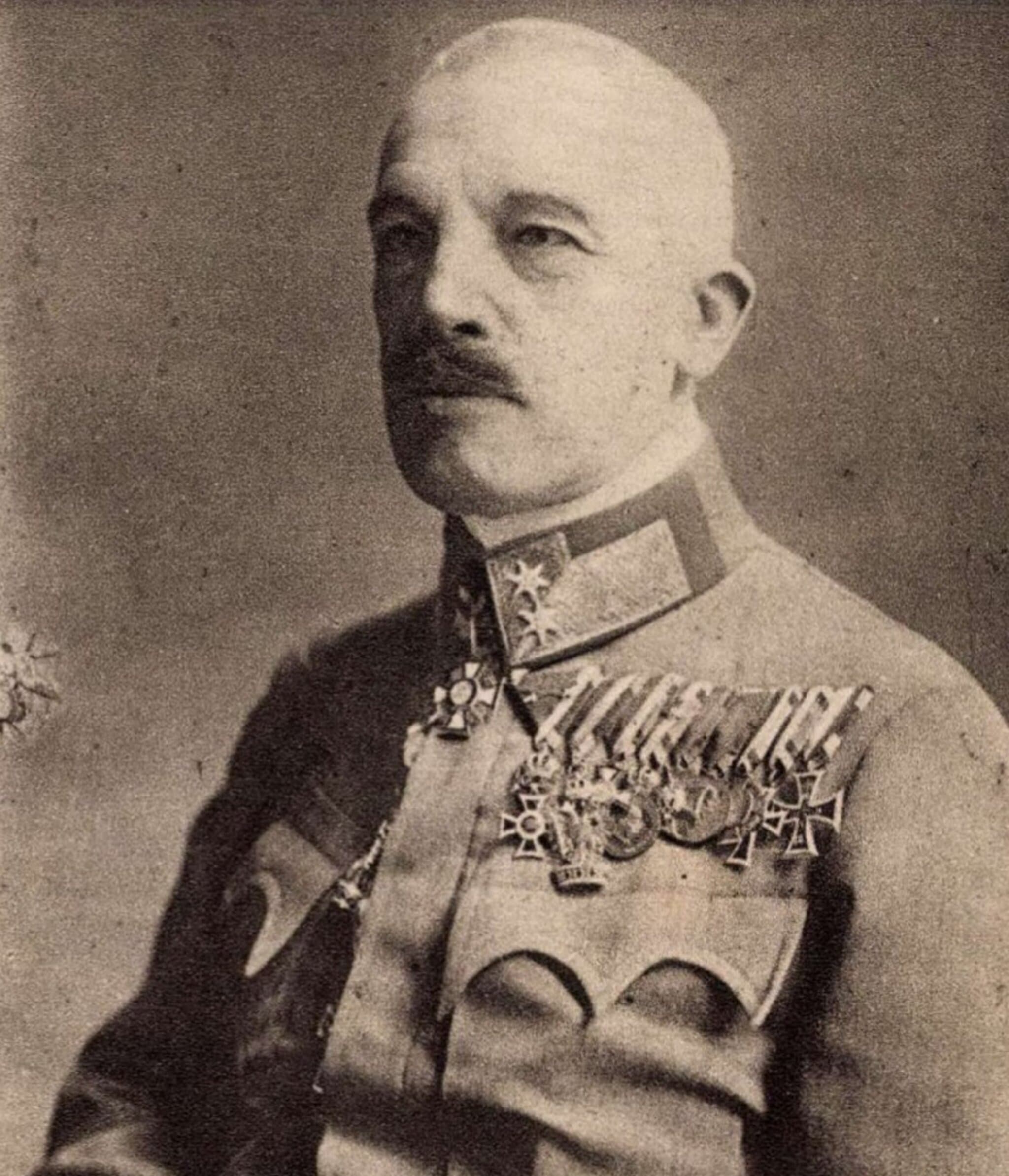 gyarmatai és magyarcsékei Dáni Balázs