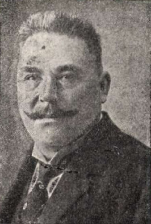 Dobay Gyula