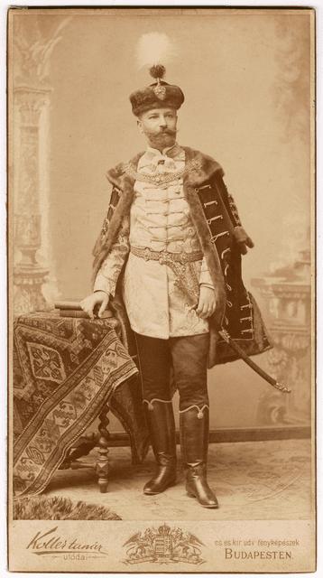 Halmos János portréja