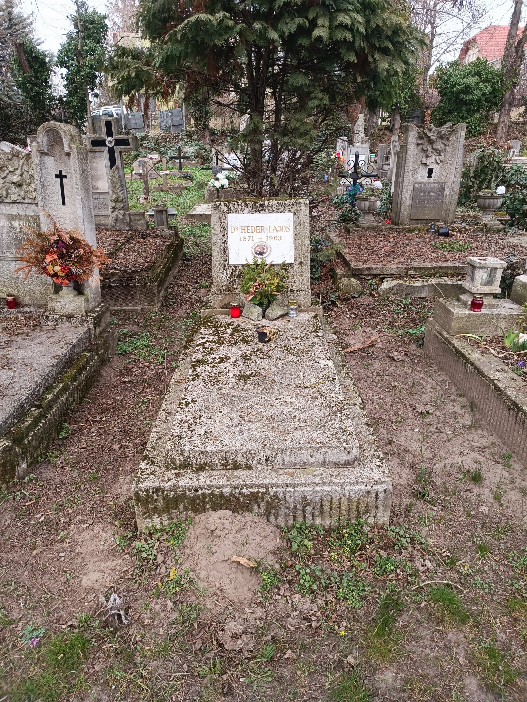 Héder Lajos sírja