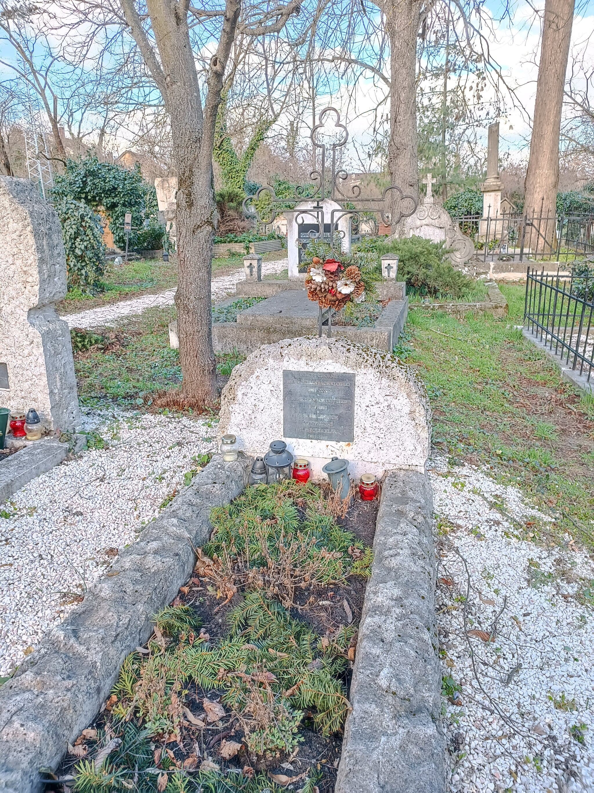paczolai báró Hellenbach Gottfried sírja