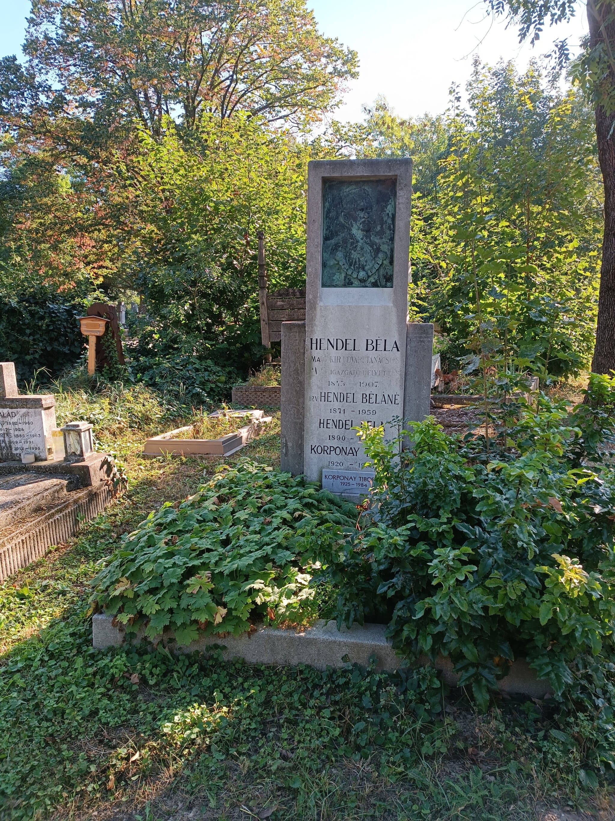 Hendel Béla sírja