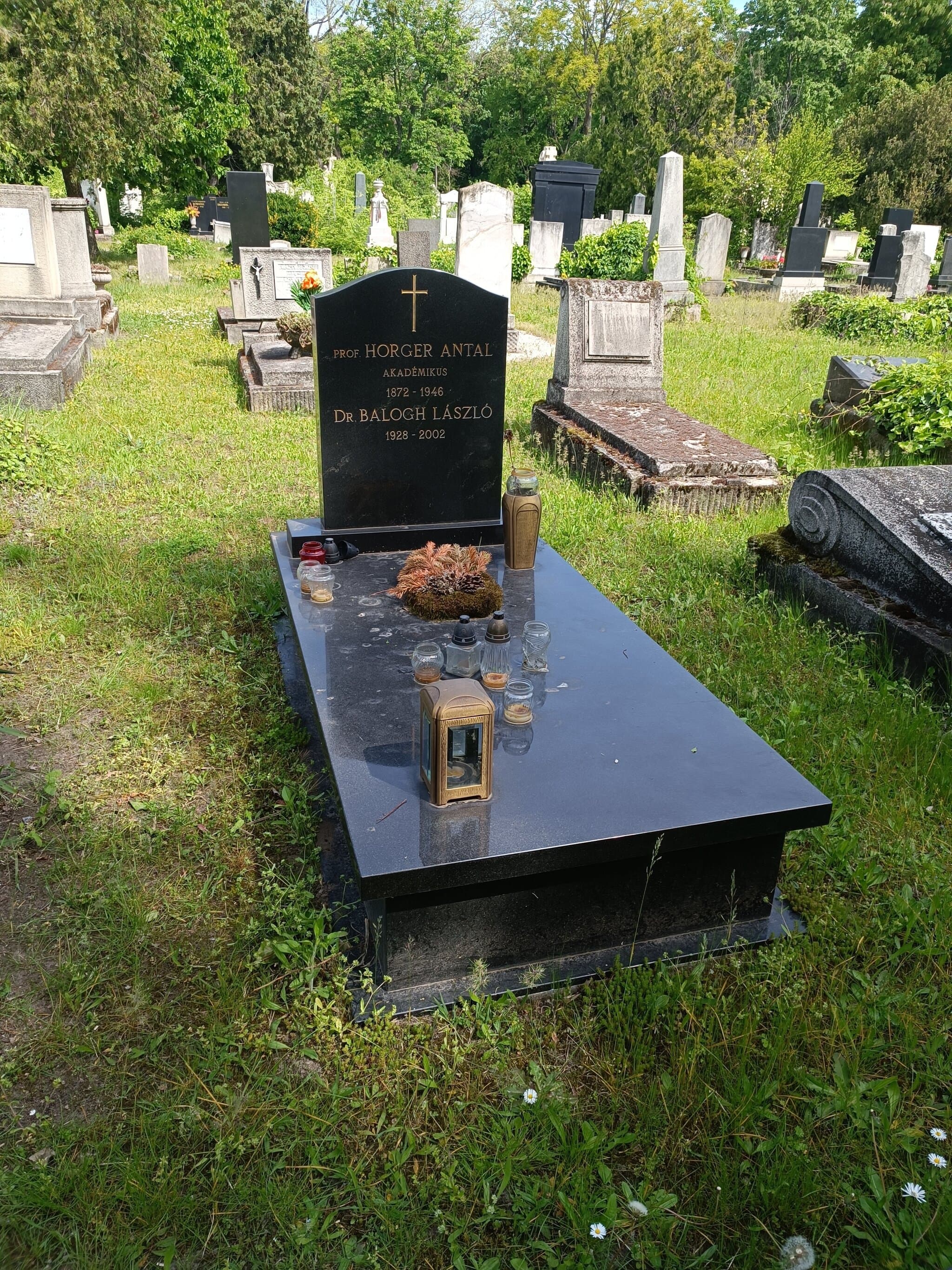 Horger Antal sírja
