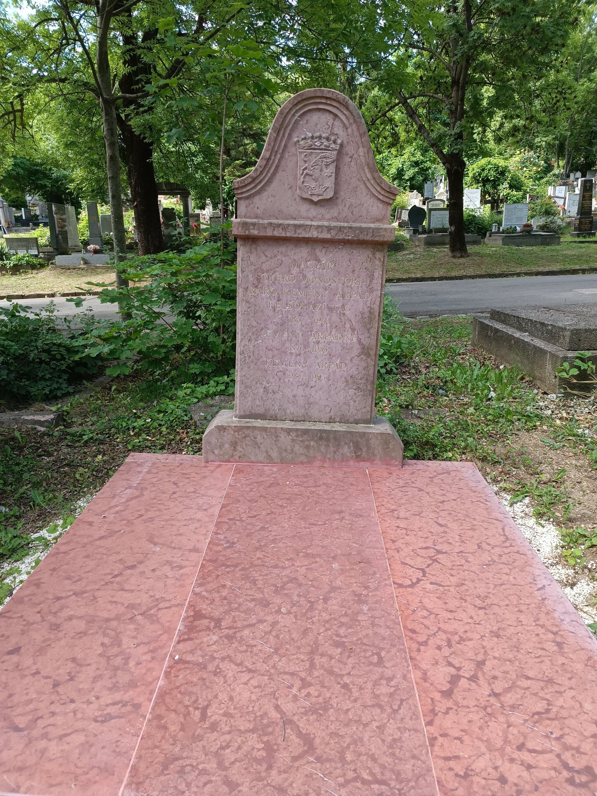 magyargyerőmonostori báró Kemény Árpád sírja
