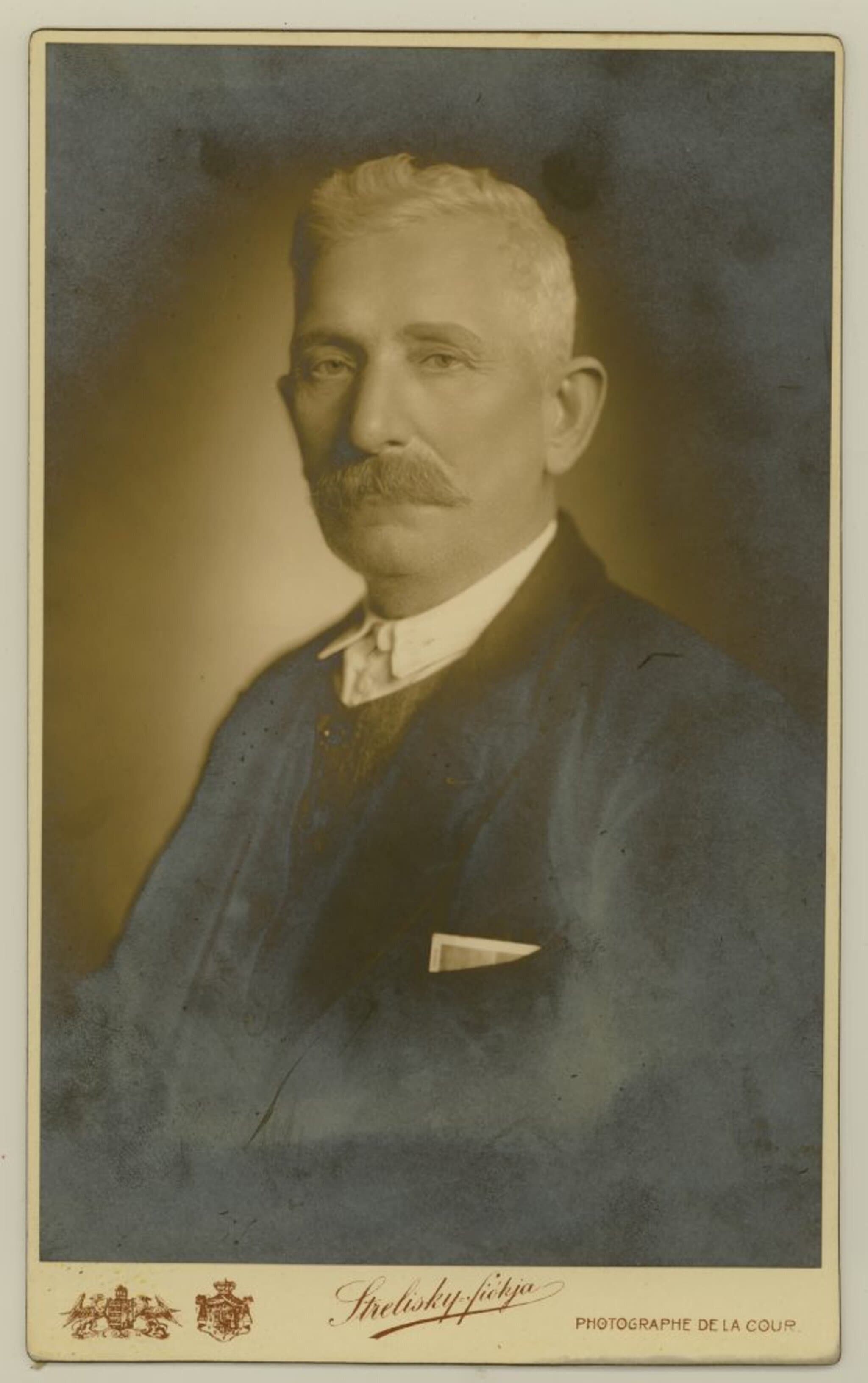 Kuna P. András portréja