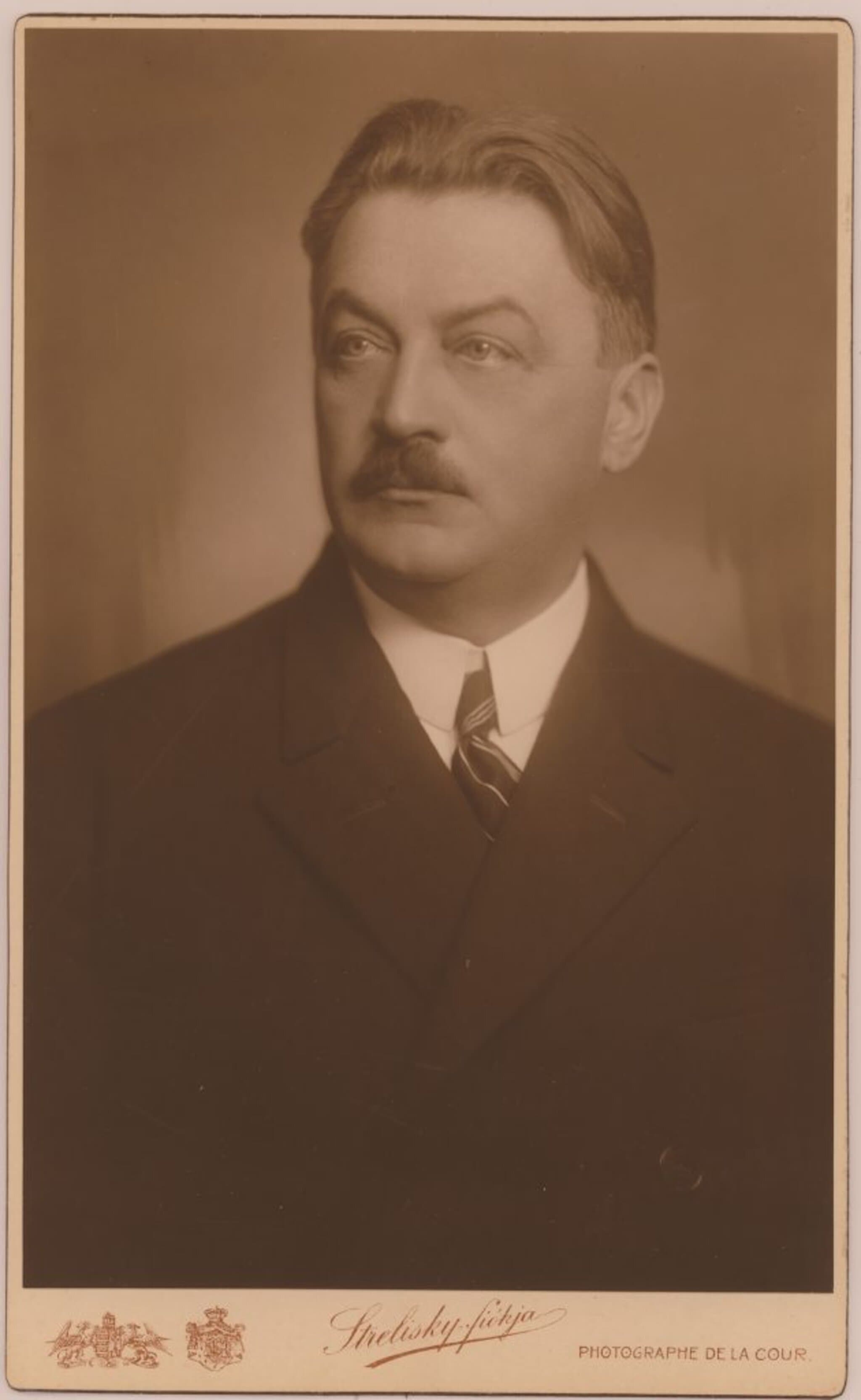 Manninger Vilmos portréja