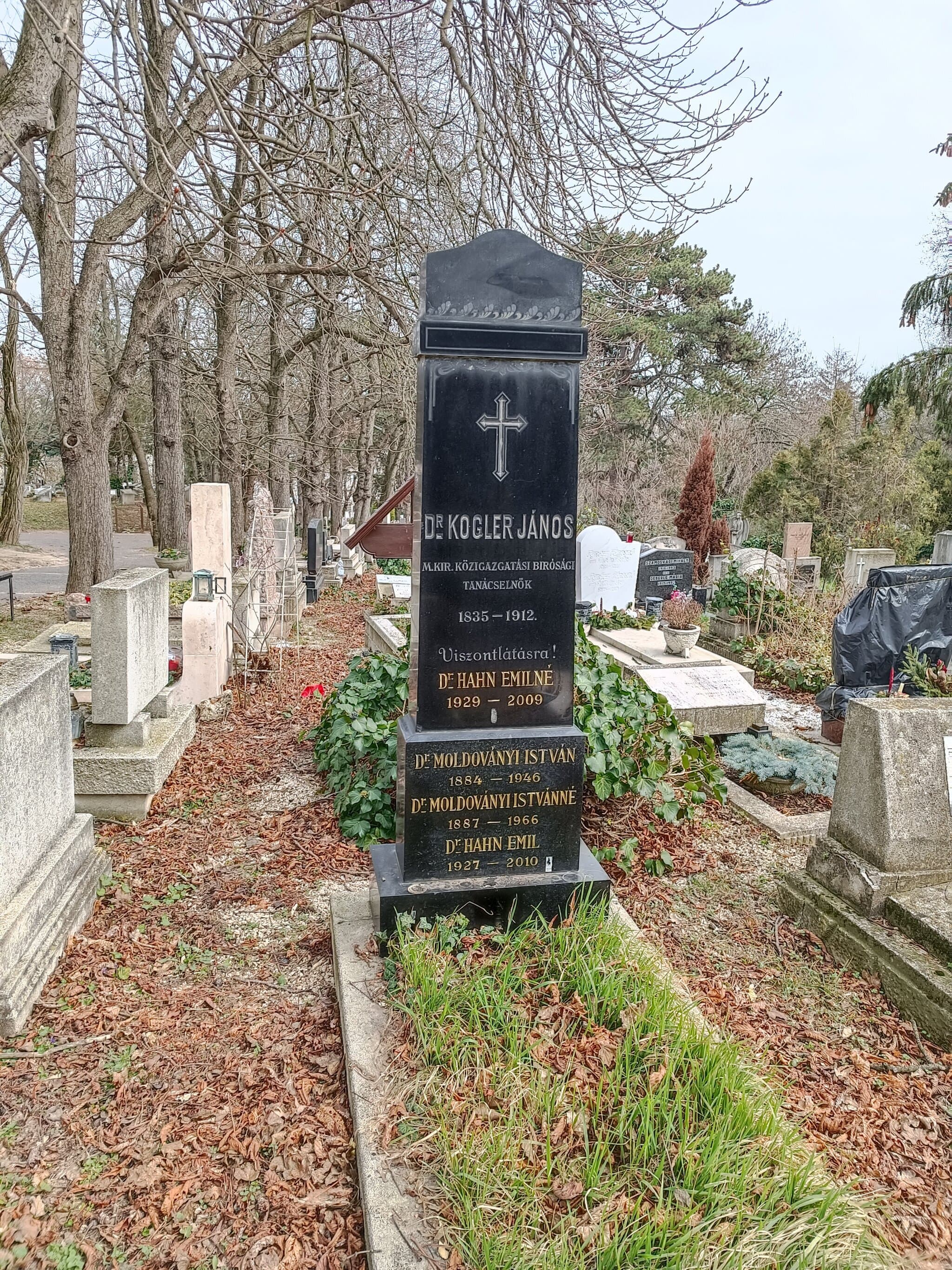 Moldoványi István 1884 sírja