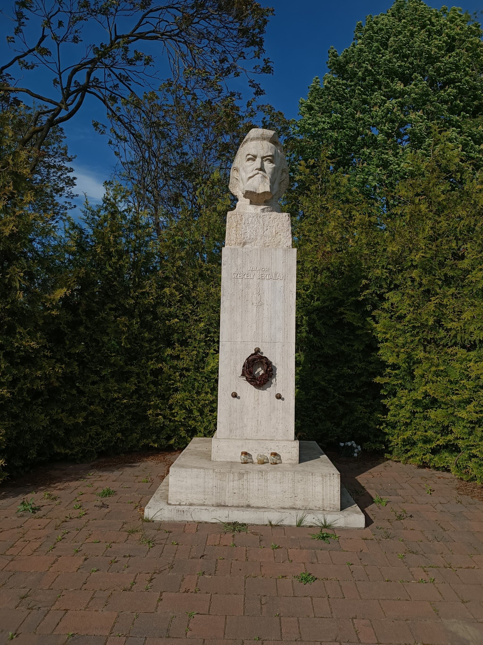 ádámosi Székely Bertalan sírja