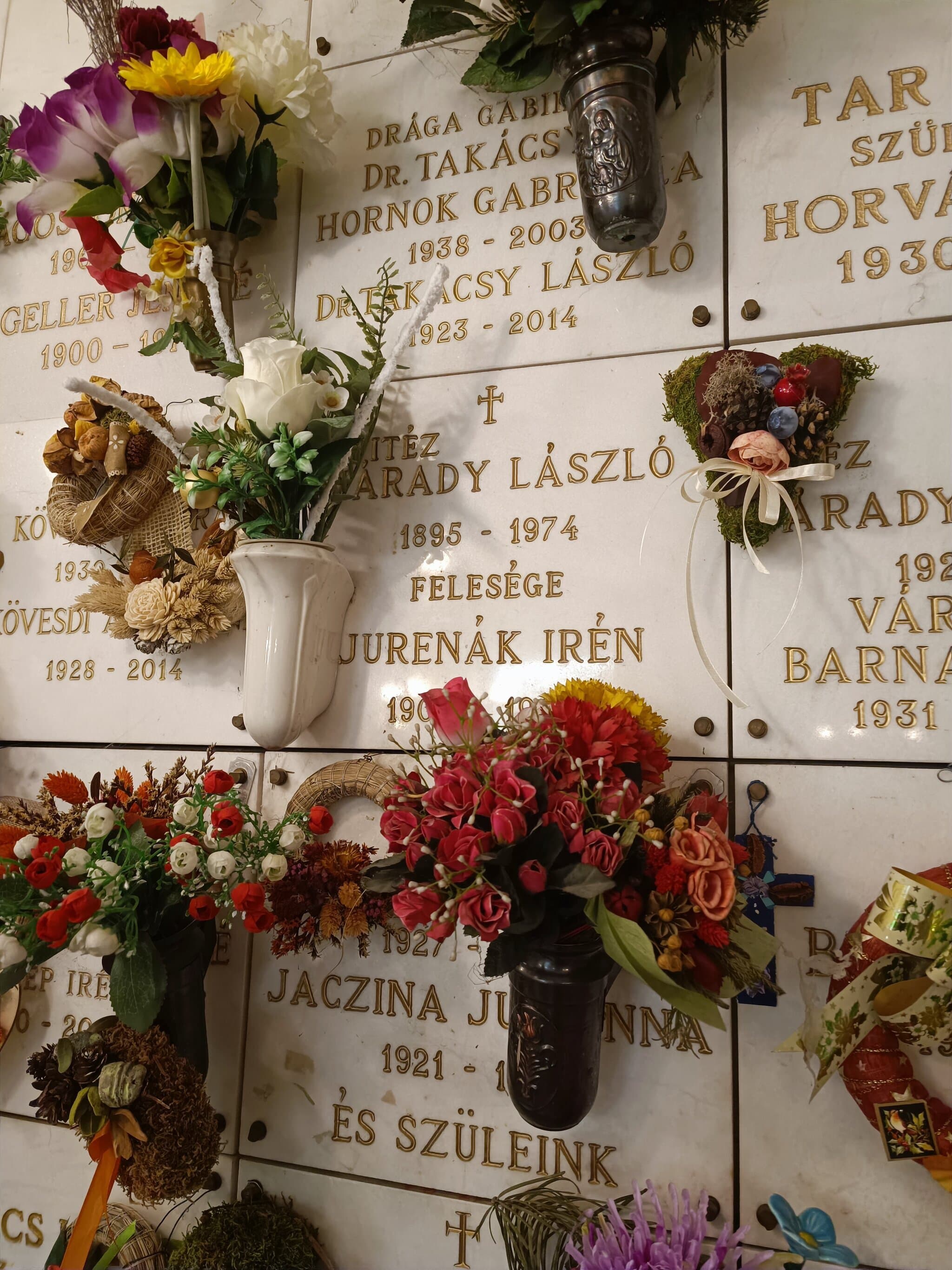 Várady László 1895 sírja