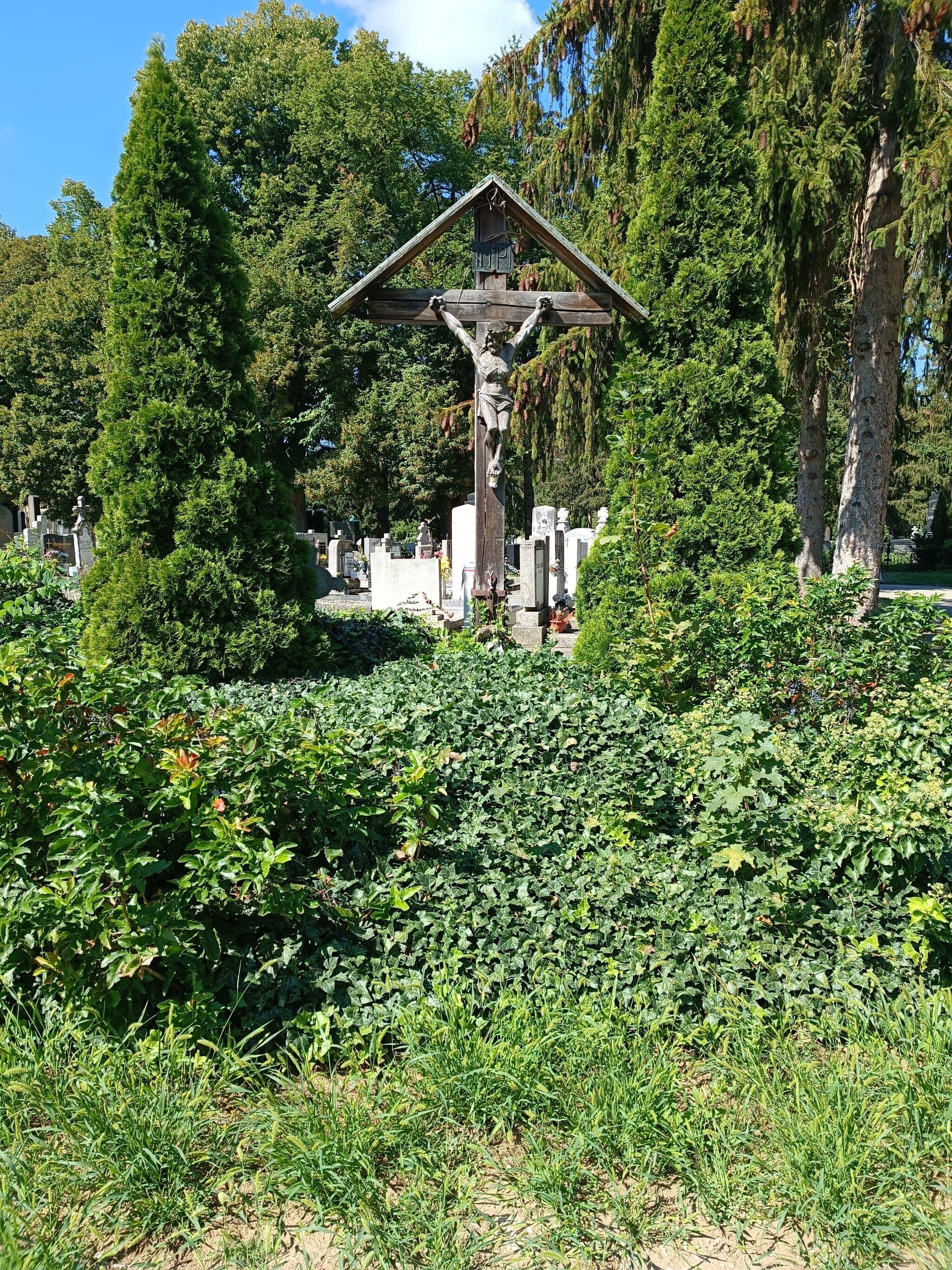 Visnya Ernő sírja